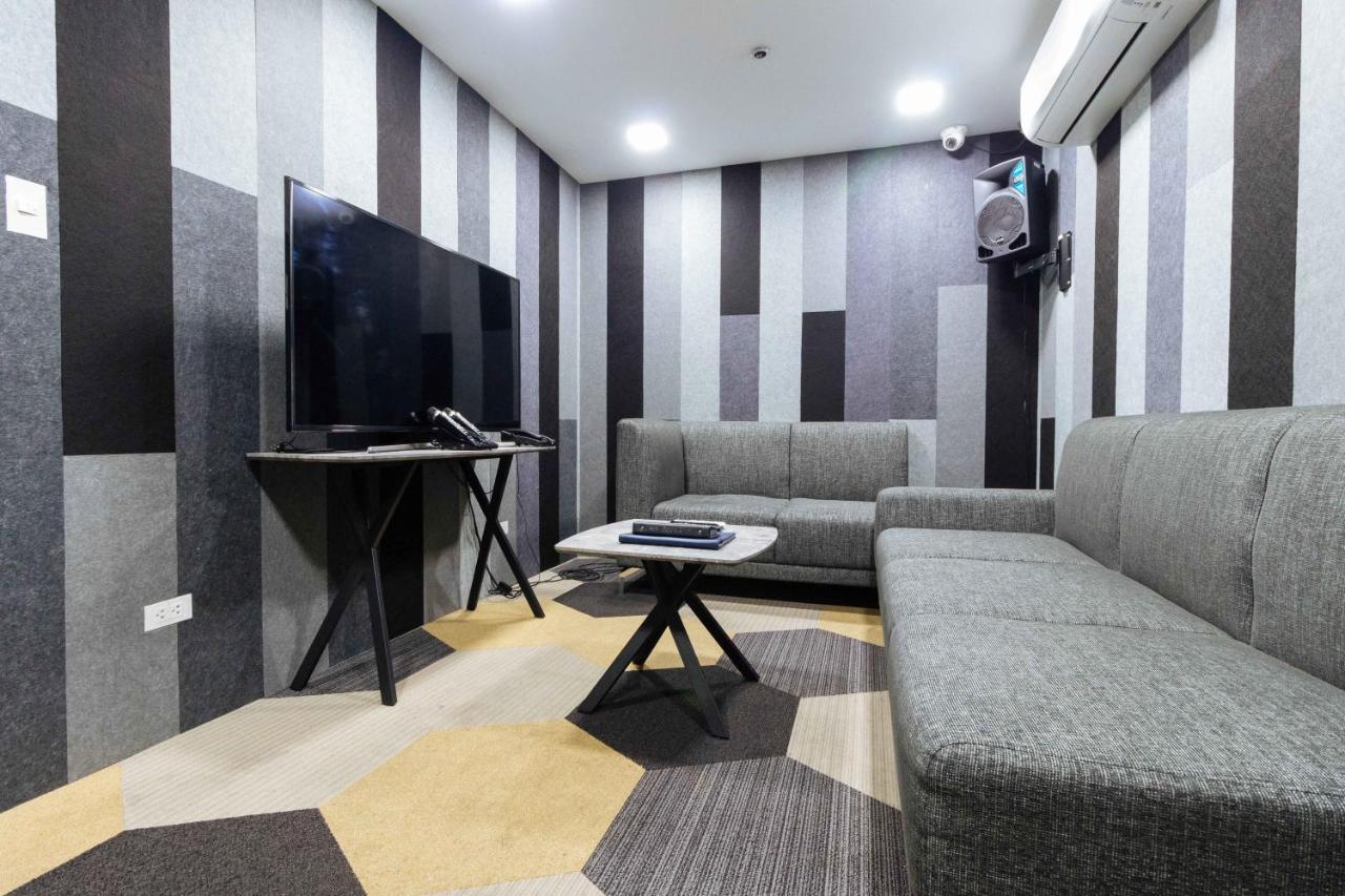 Reddoorz Premium @ South Triangle Quezon City Exteriér fotografie