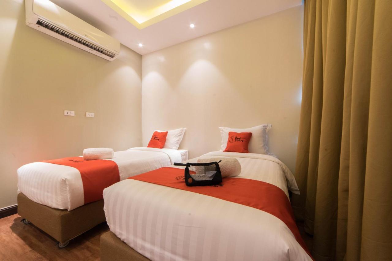 Reddoorz Premium @ South Triangle Quezon City Exteriér fotografie