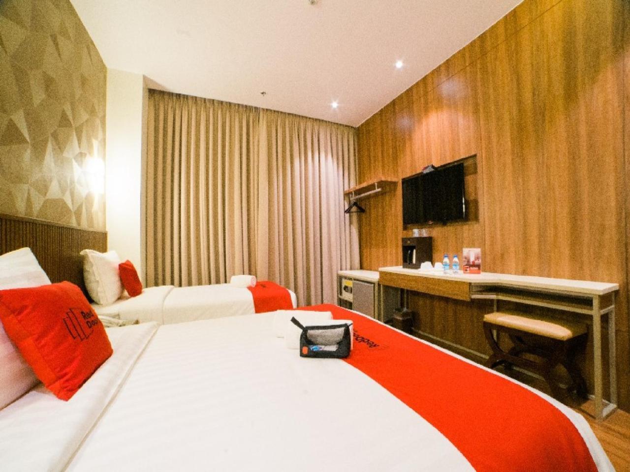 Reddoorz Premium @ South Triangle Quezon City Exteriér fotografie