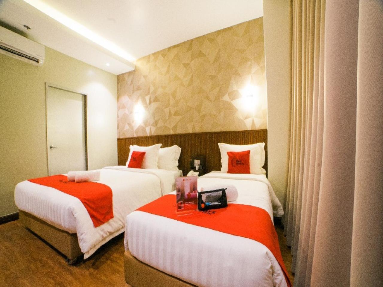 Reddoorz Premium @ South Triangle Quezon City Exteriér fotografie