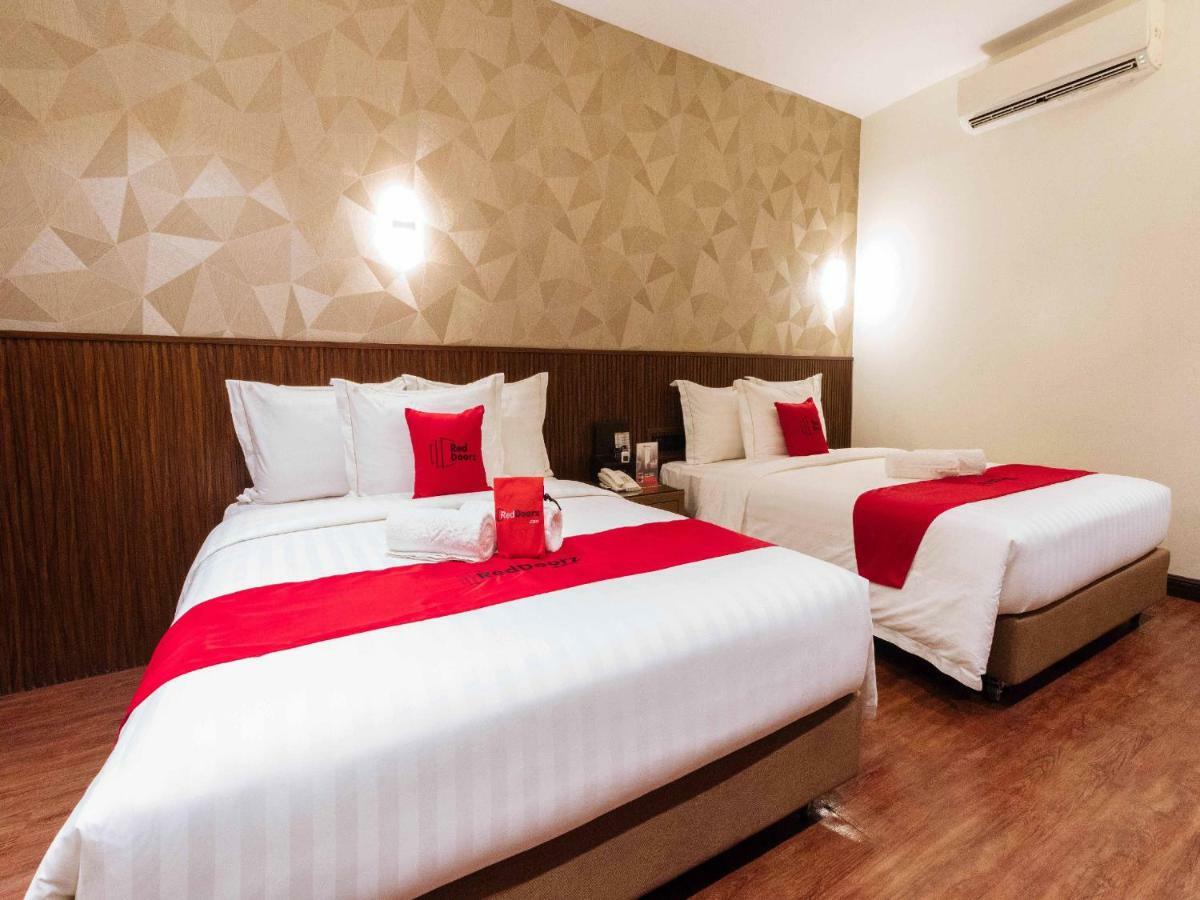 Reddoorz Premium @ South Triangle Quezon City Exteriér fotografie