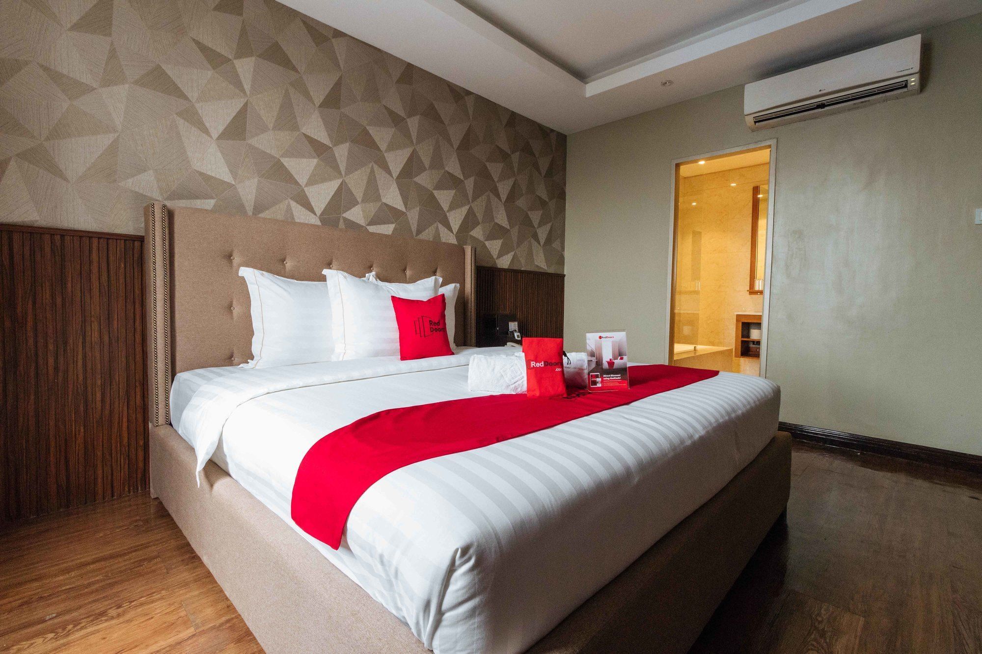Reddoorz Premium @ South Triangle Quezon City Exteriér fotografie